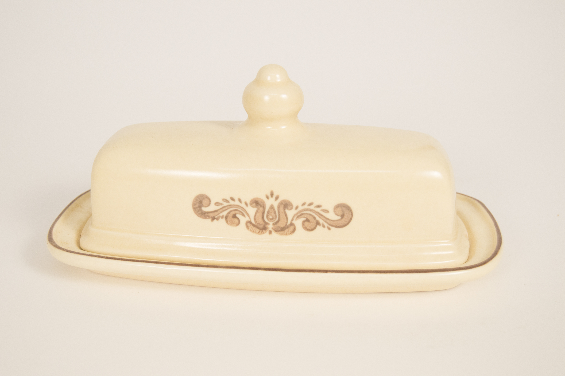 Pfaltzgraff Assortment of Tablewares