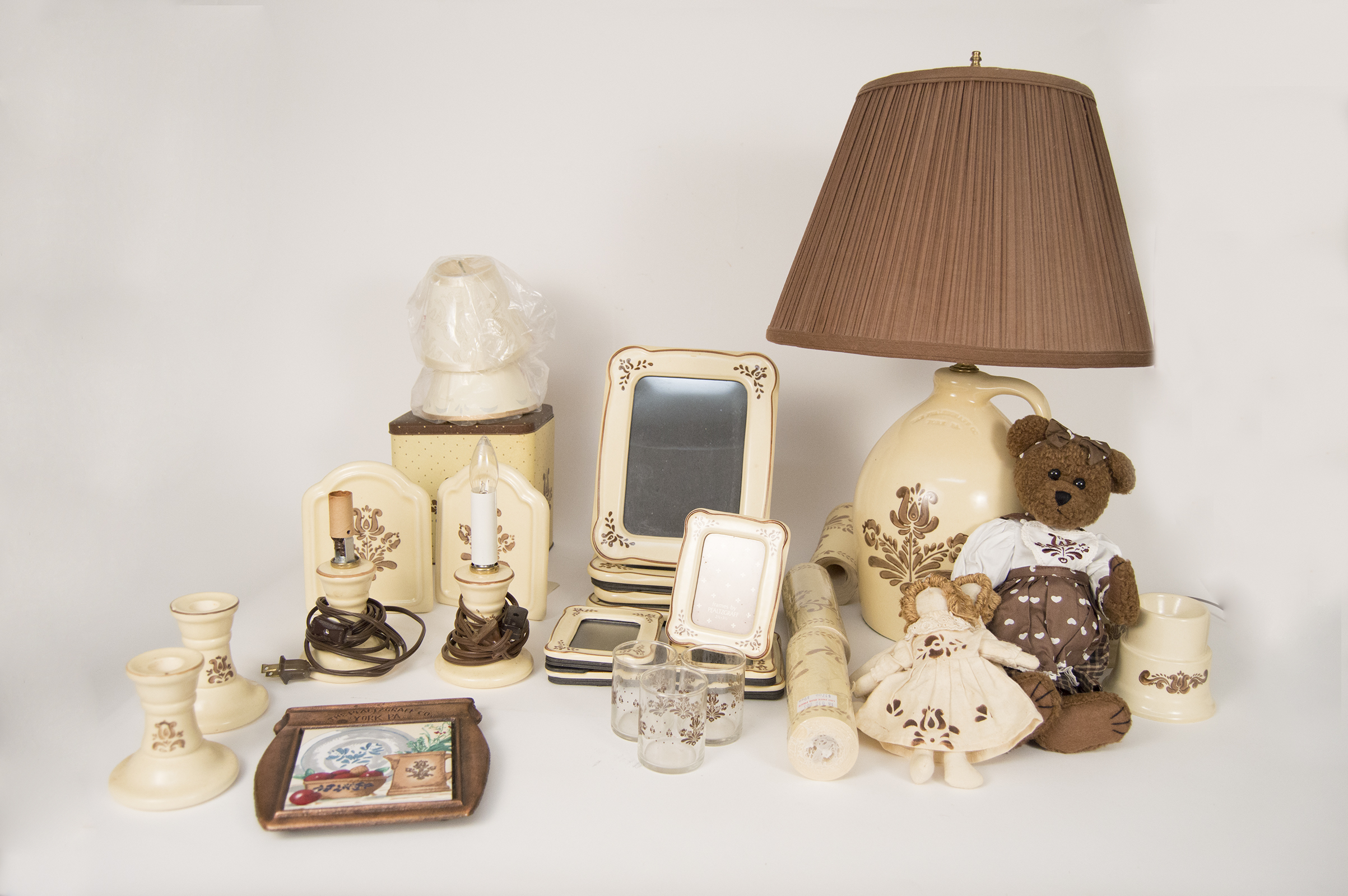 Pfaltzgraff Home Decor Collection