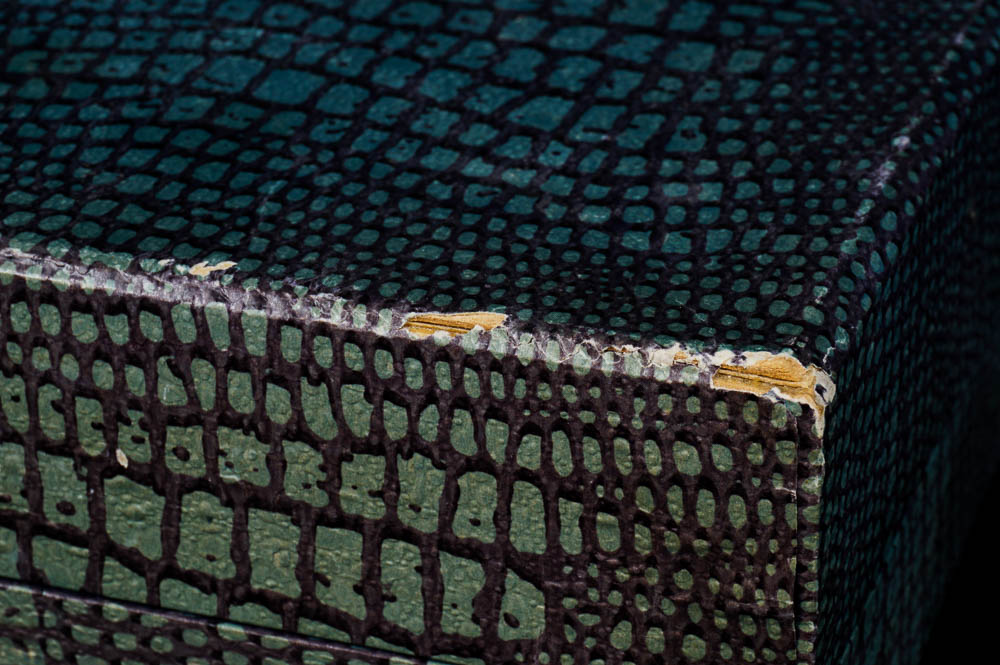 Vintage 18 Piece Tea Set with Carrying Case