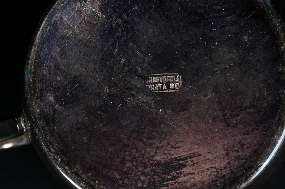 Vintage 18 Piece Tea Set with Carrying Case