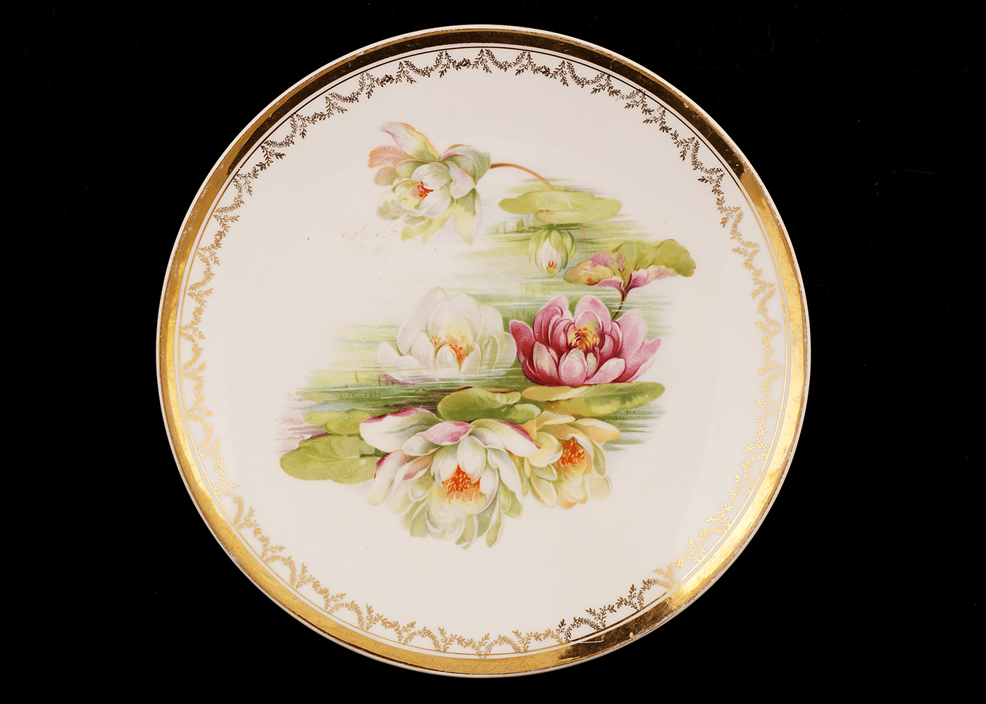 Gold Tone Rimmed Plate Collection