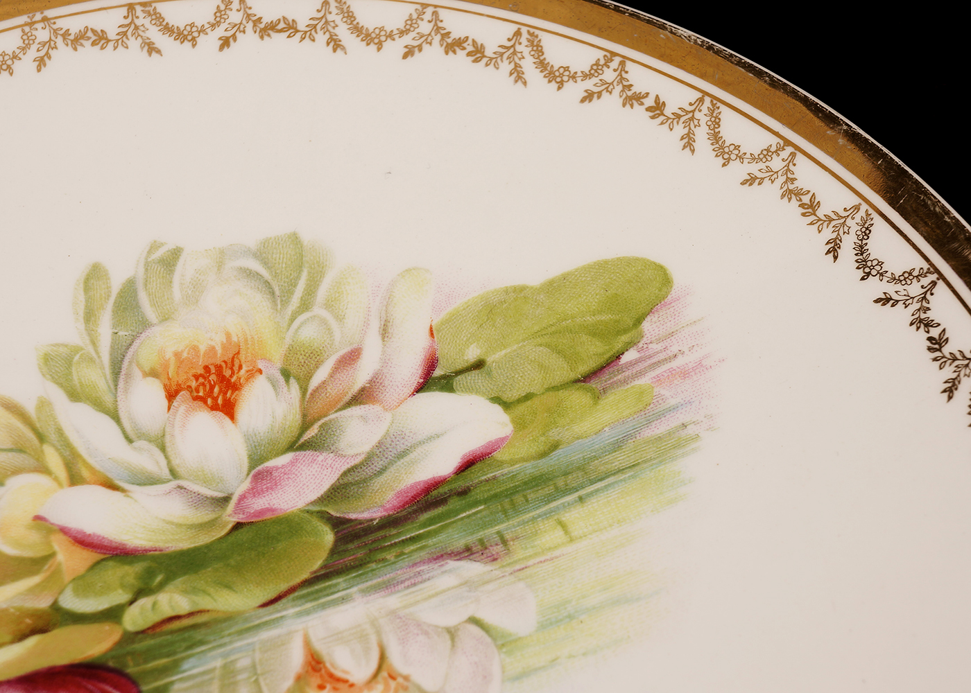 Gold Tone Rimmed Plate Collection