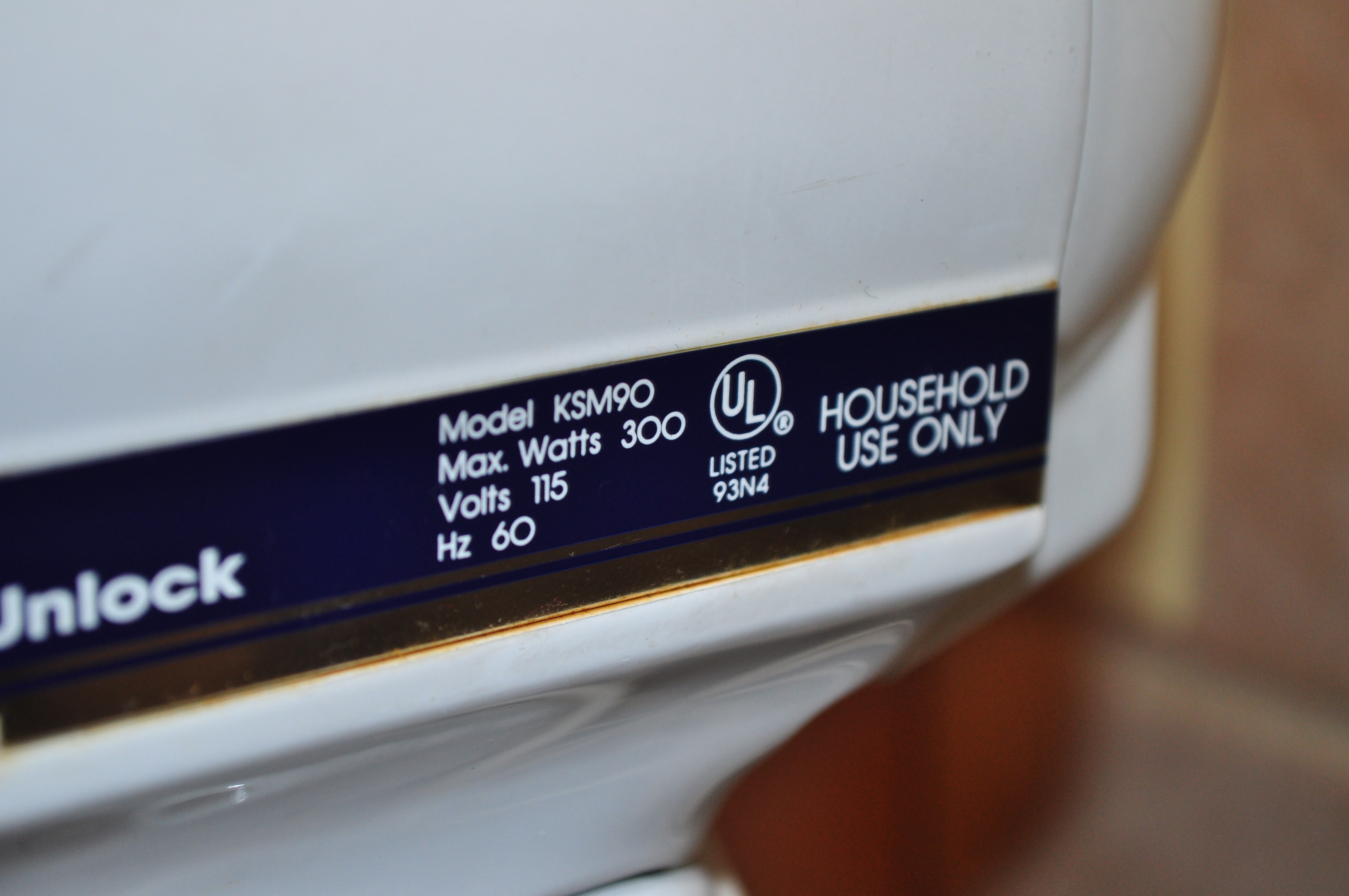 Large Collection of Kitchen Appliances