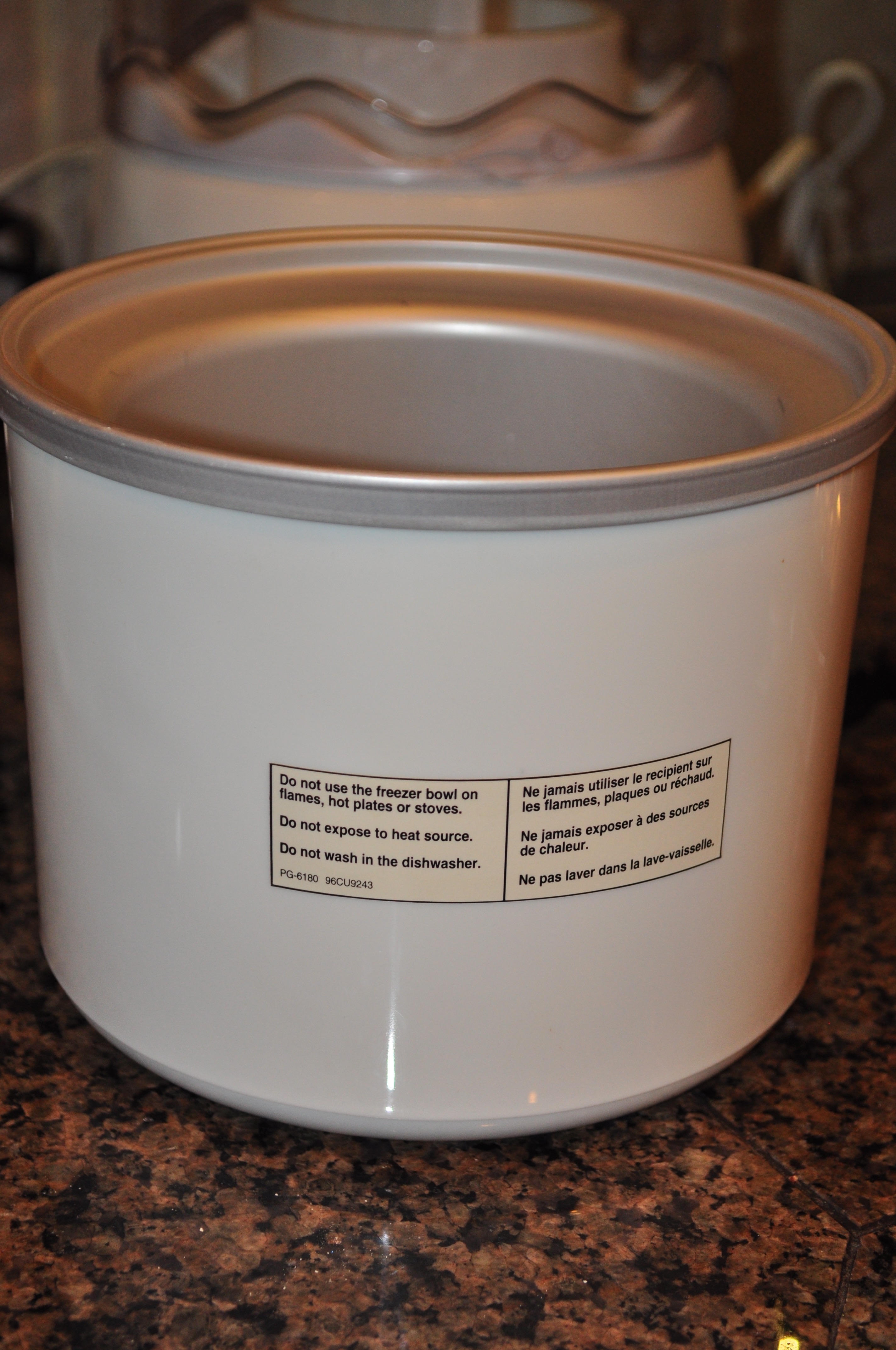 Large Collection of Kitchen Appliances