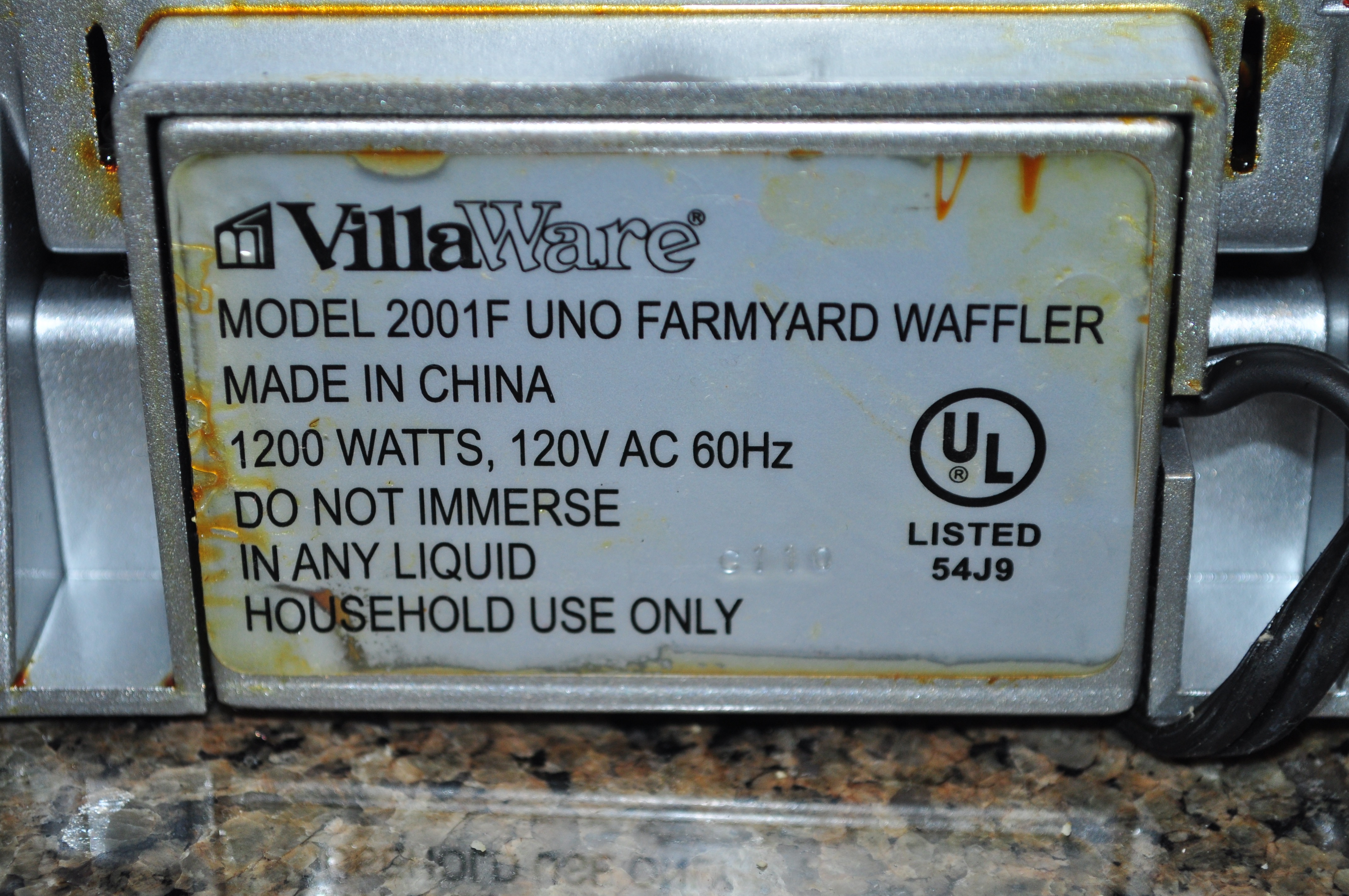 Large Collection of Kitchen Appliances