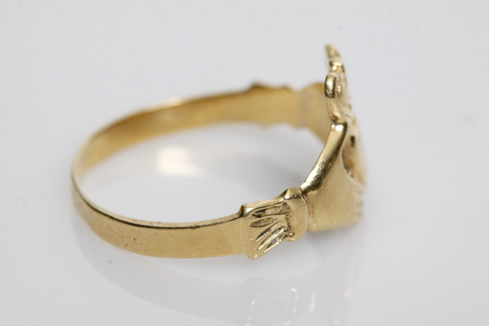 14K Yellow Gold Claddagh Ring