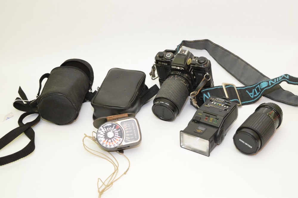 Minolta X-700 35mm Film Camera and Accessories