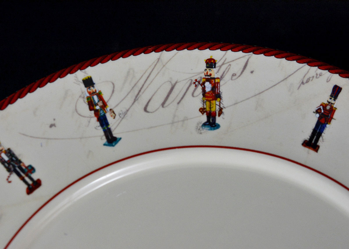 Williams-Sonoma and Crate&Barrel Christmas Setting for Six