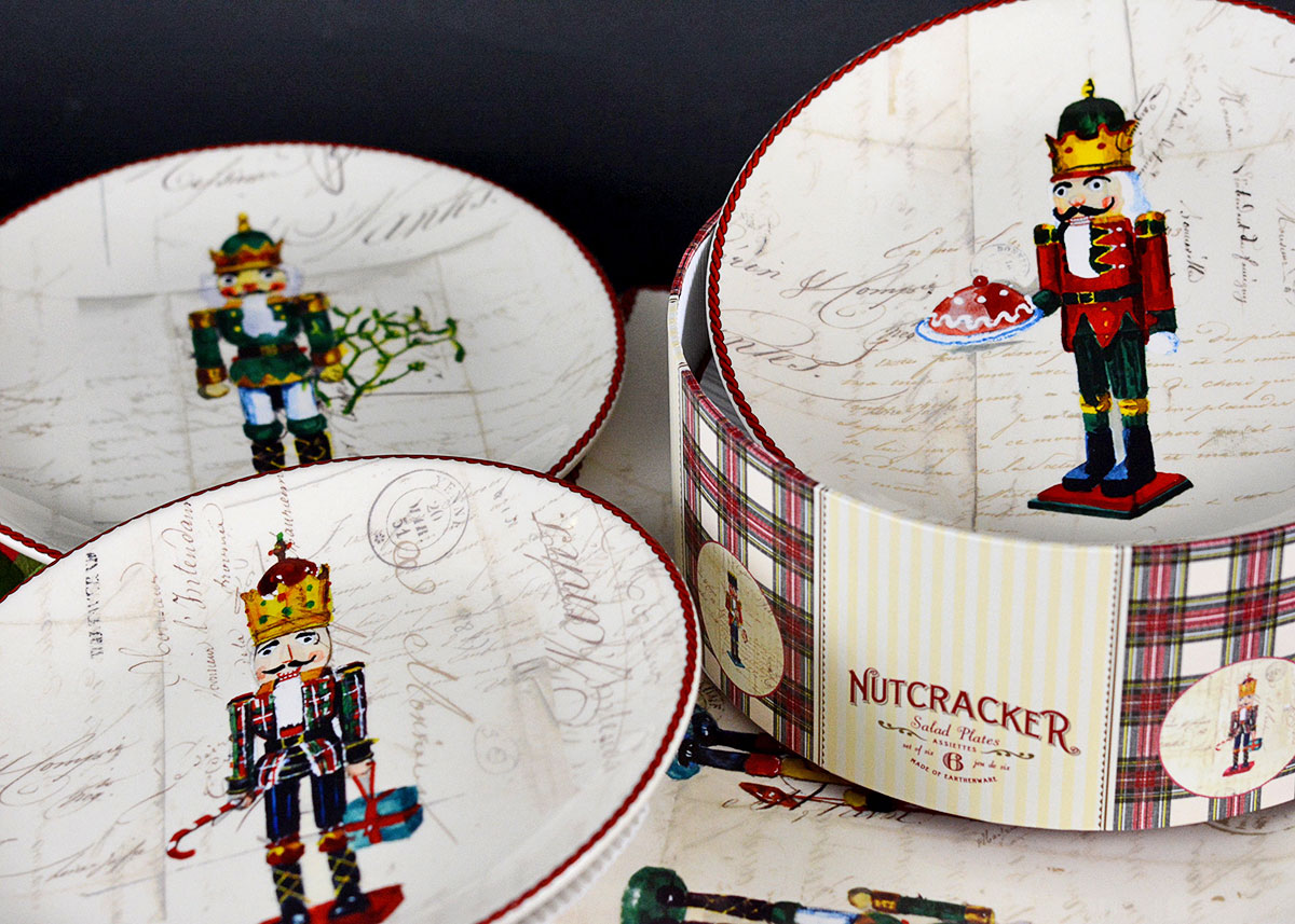 Williams-Sonoma and Crate&Barrel Christmas Setting for Six