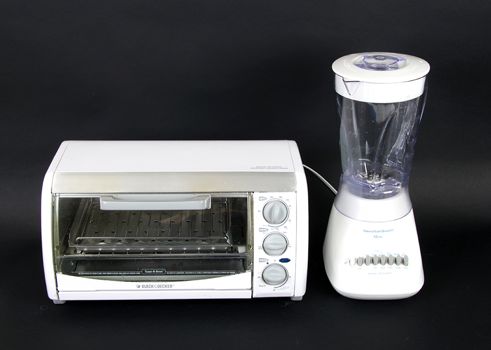 Pair of Kitchen Counter Top Appliances