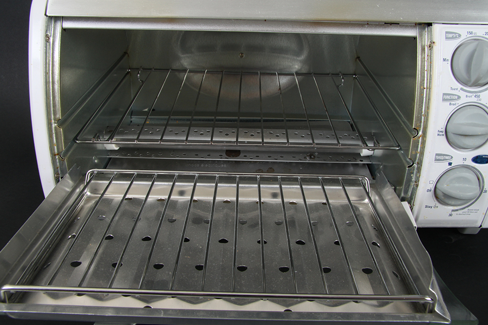 Pair of Kitchen Counter Top Appliances