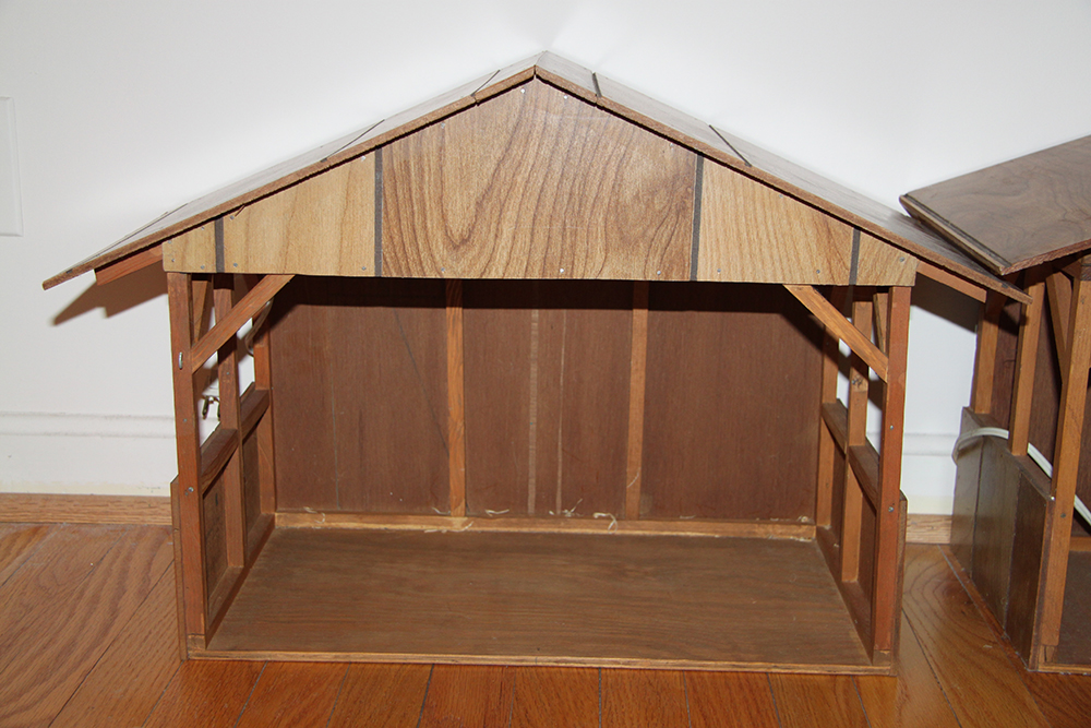 Pair of Nativity Scene Stables