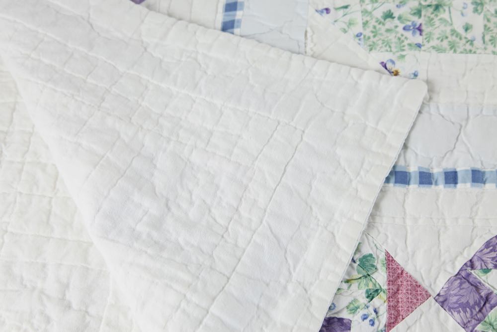 Vintage Flower Appliqued Quilts