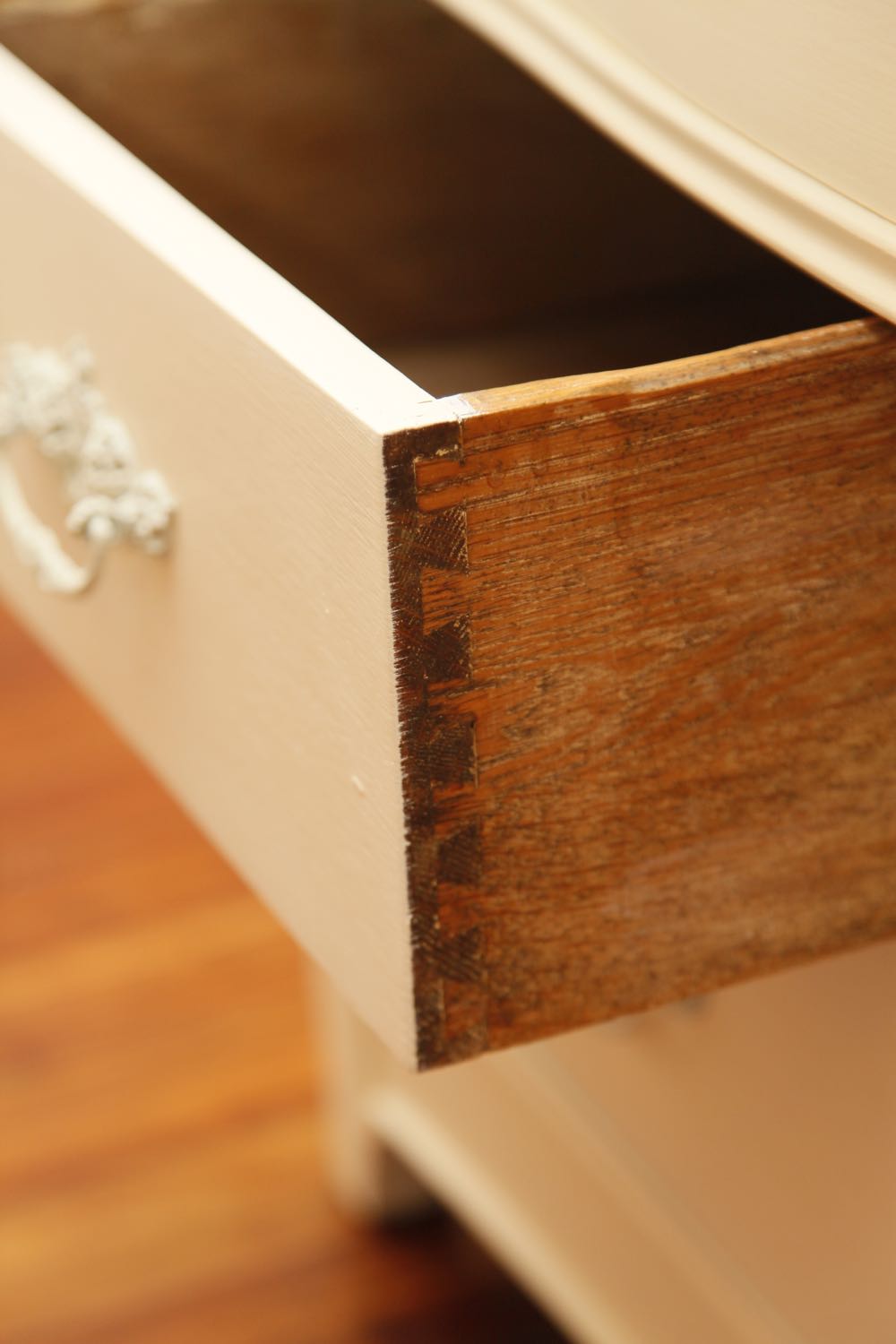 Vintage Chest of Drawers