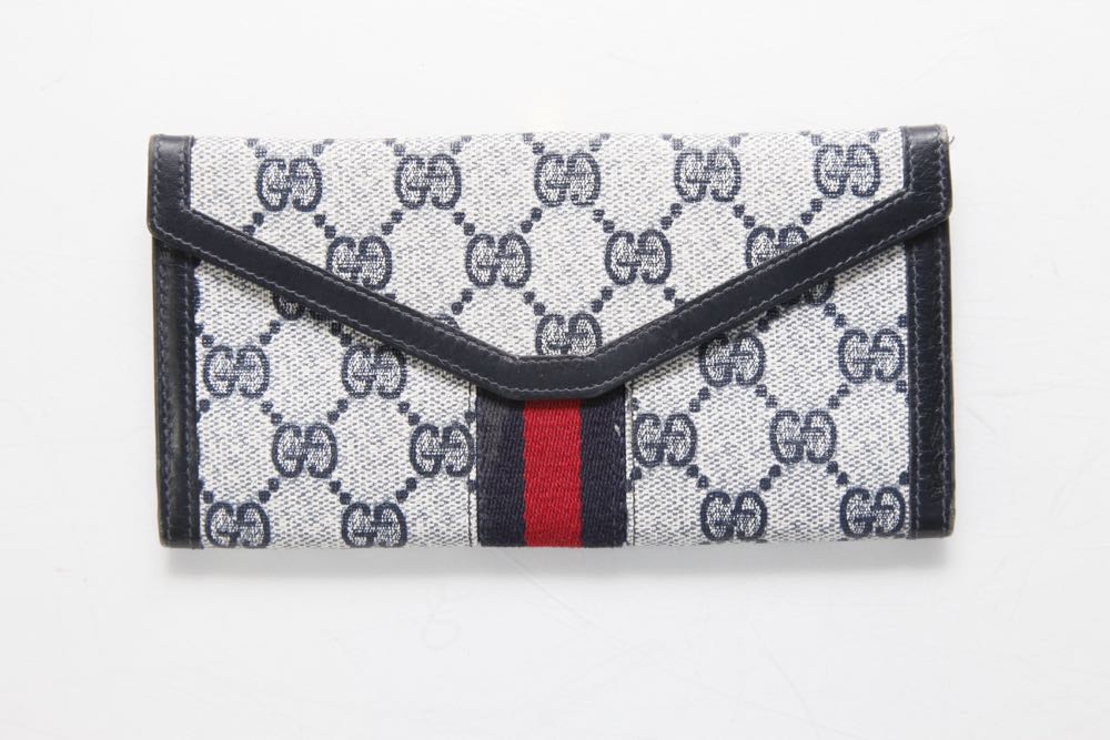 Gucci Wallet/Checkbook Holder