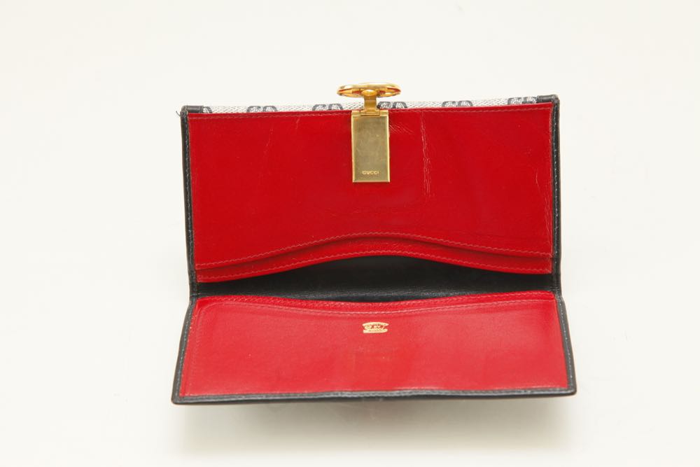 Gucci Wallet/Checkbook Holder