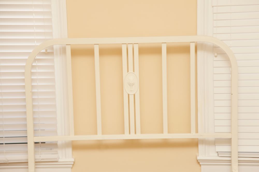 Vintage Metal Full Bed