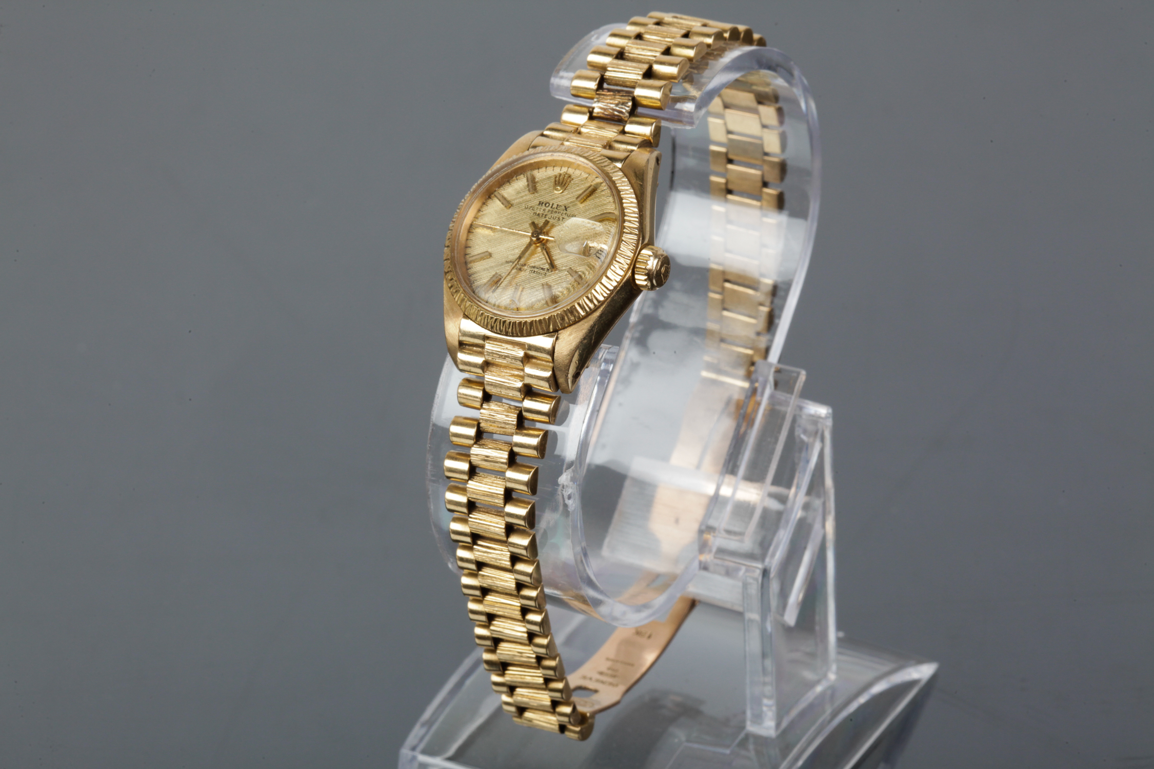 Ladies 18k Yellow Gold Oyster Perpetual Date Rolex Watch