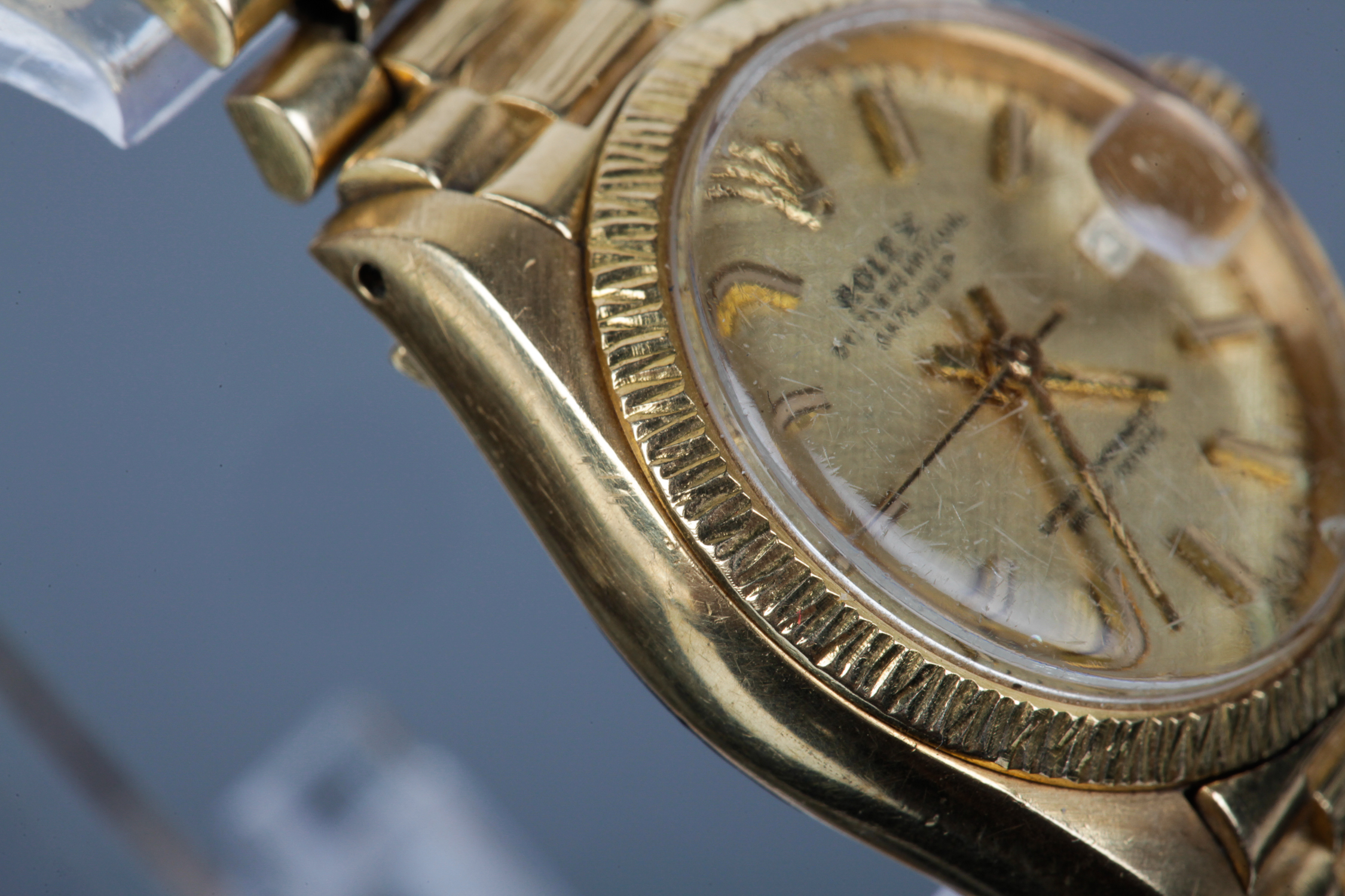 Ladies 18k Yellow Gold Oyster Perpetual Date Rolex Watch