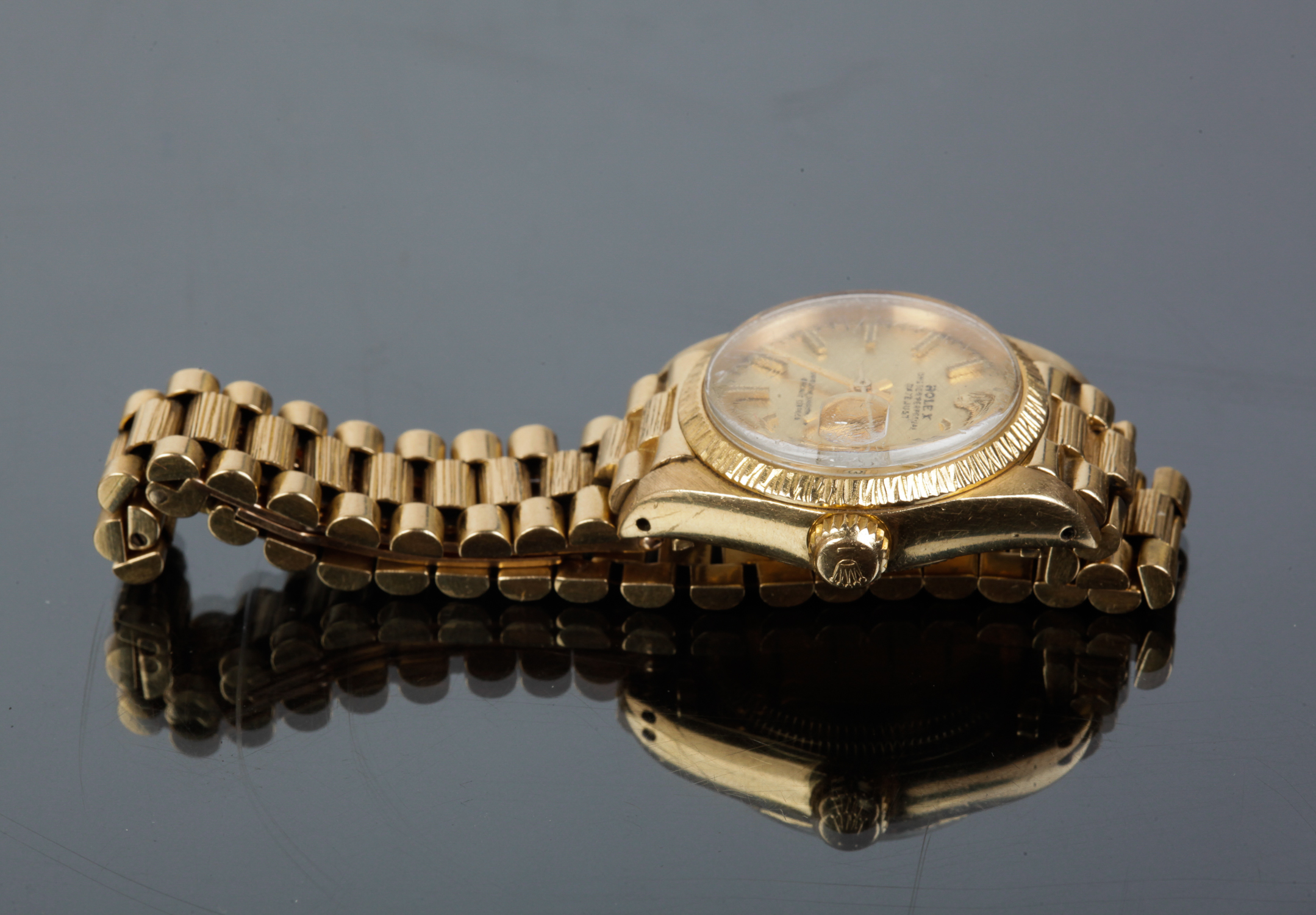 Ladies 18k Yellow Gold Oyster Perpetual Date Rolex Watch