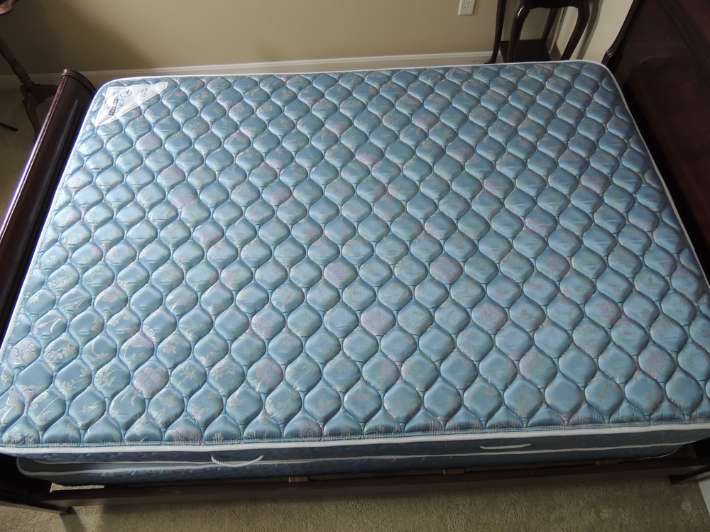 Drexel Mahogany Double Sleigh Bed with Mattress and Boxspring