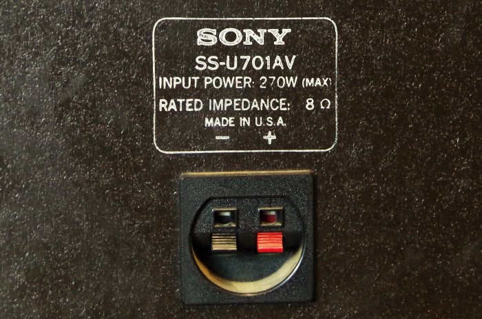 Pair of Sony Floor Speakers SS-U701AV