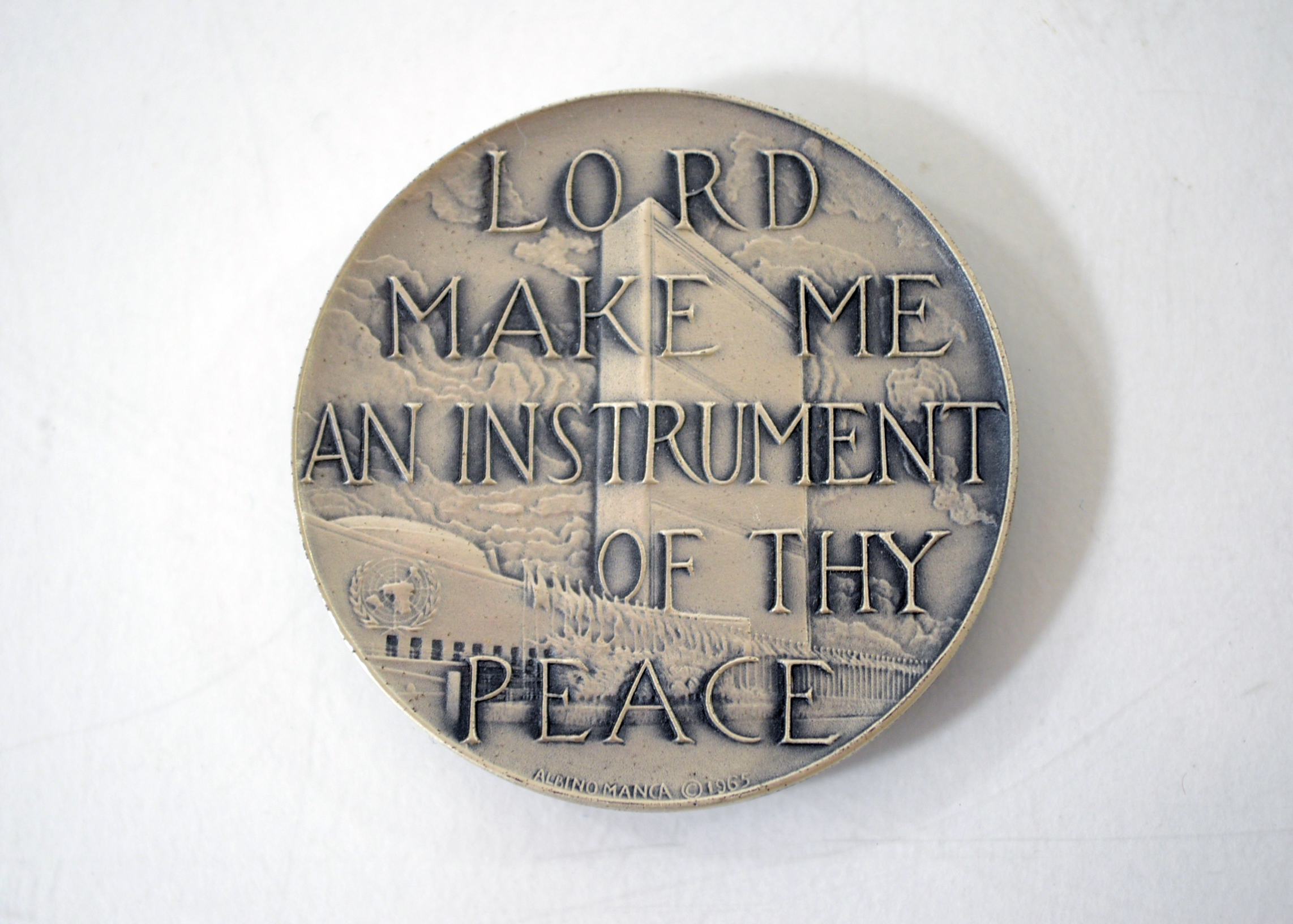 Pair of Pope Paul VI Commemorative Pure Silver Coins