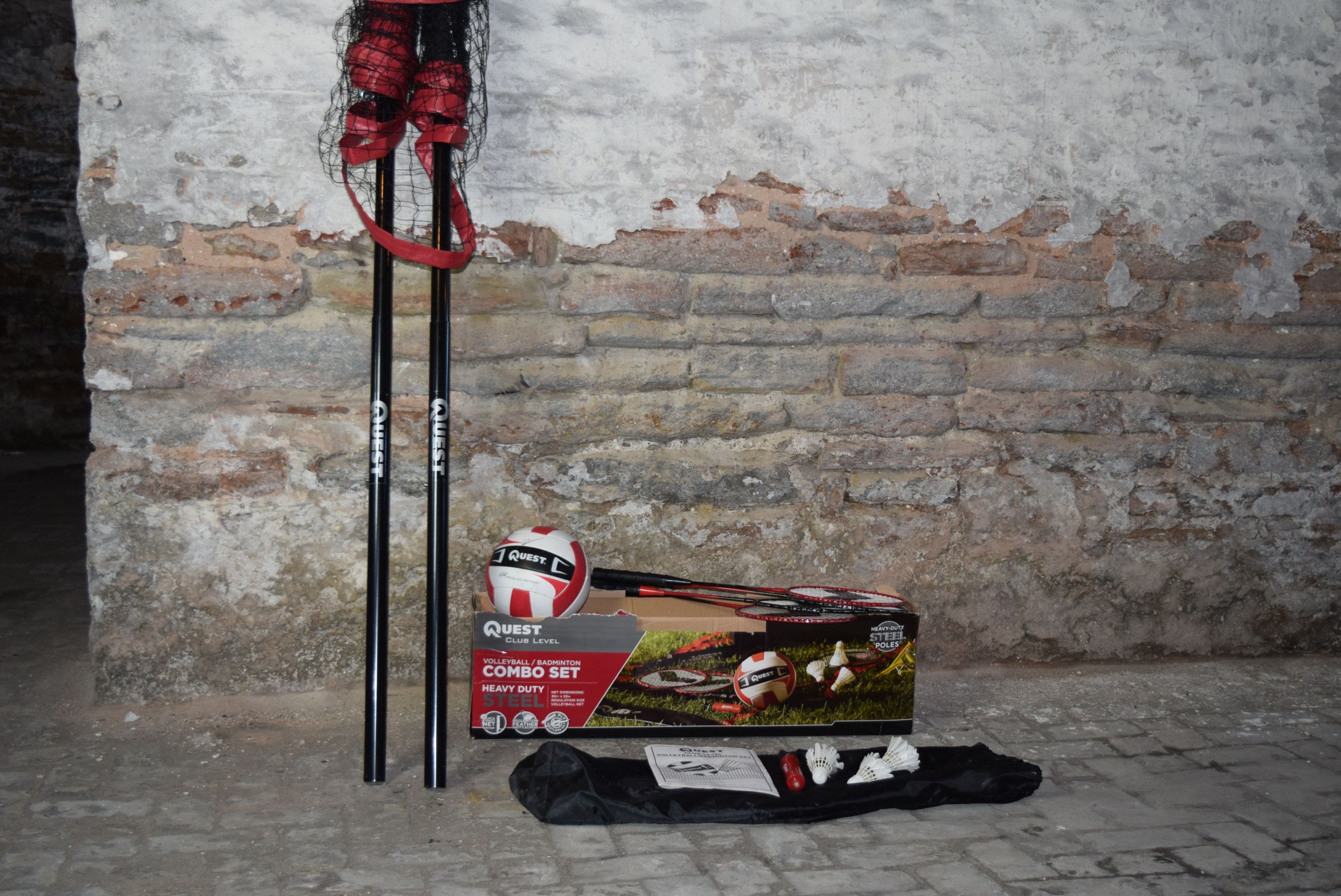 Quest Volleyball and Badmitton Set