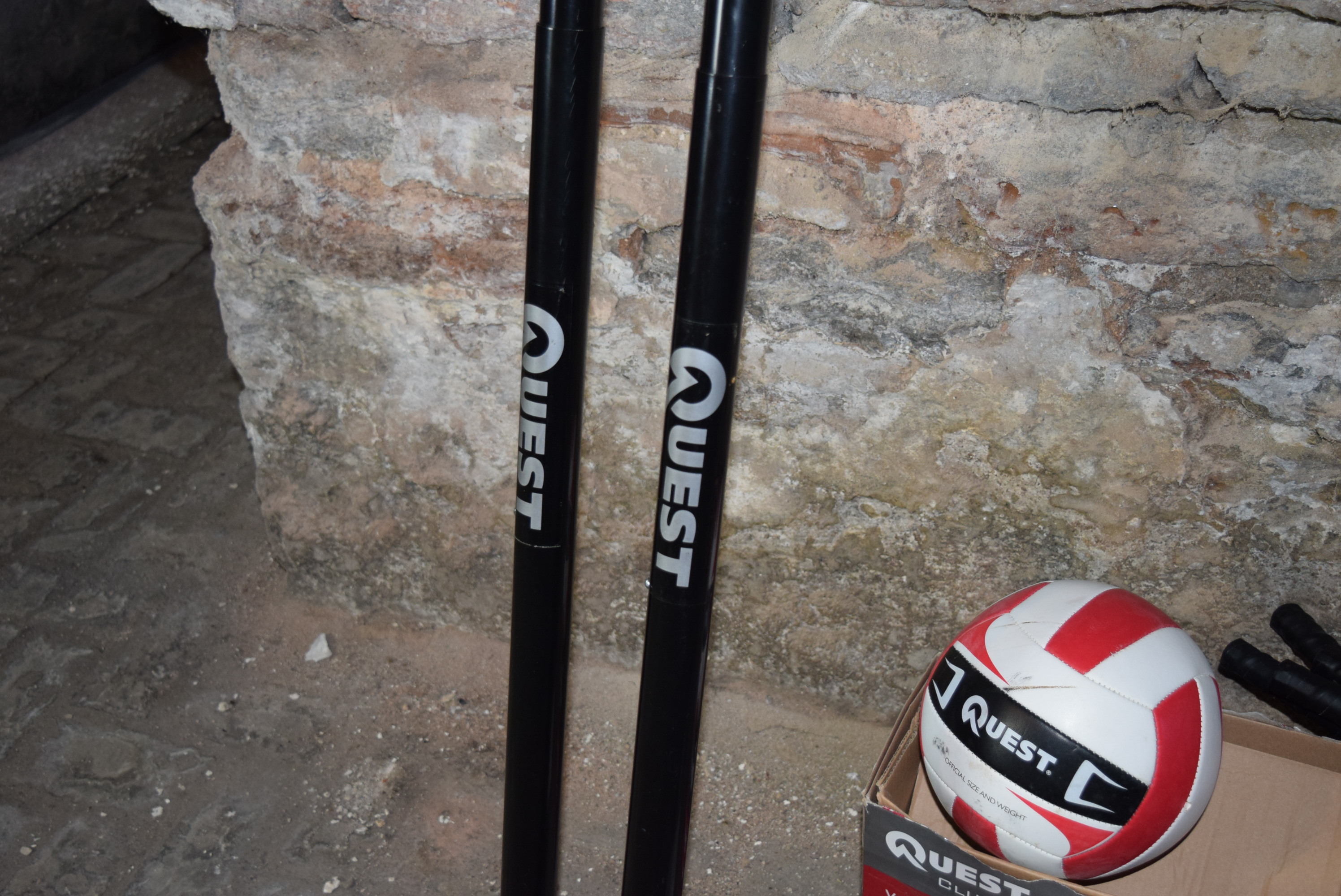 Quest Volleyball and Badmitton Set