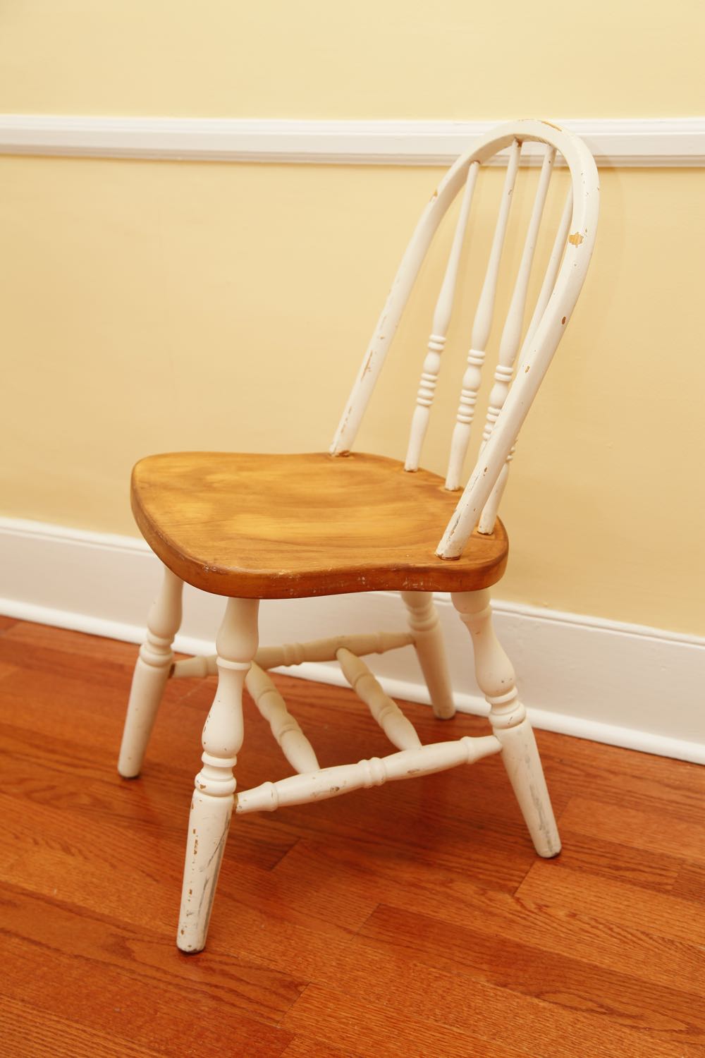 Set of Four Windsor Style Chairs