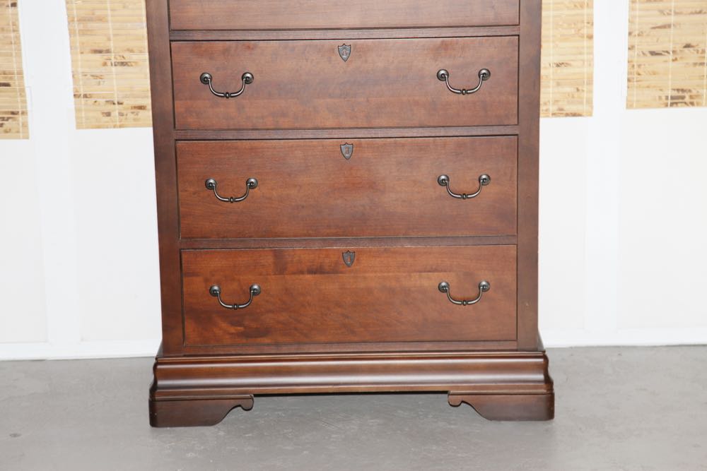 Broyhill Dresser