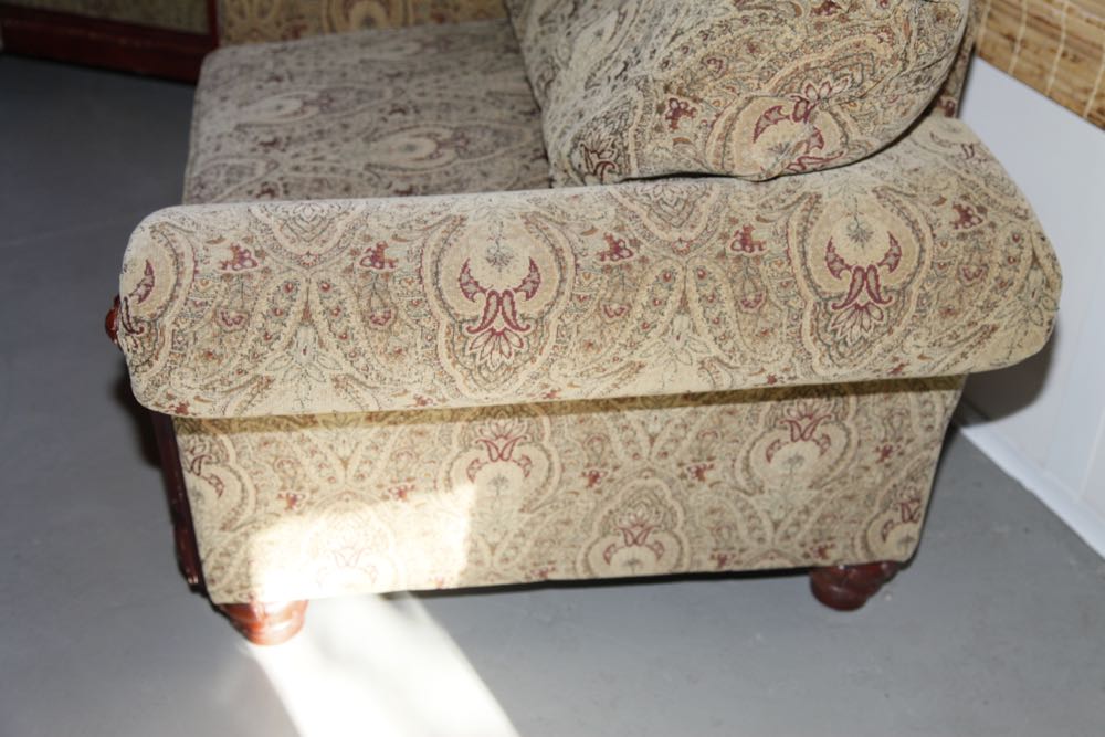 Oversized Advantage Chair and Ottoman