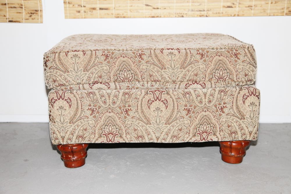 Oversized Advantage Chair and Ottoman