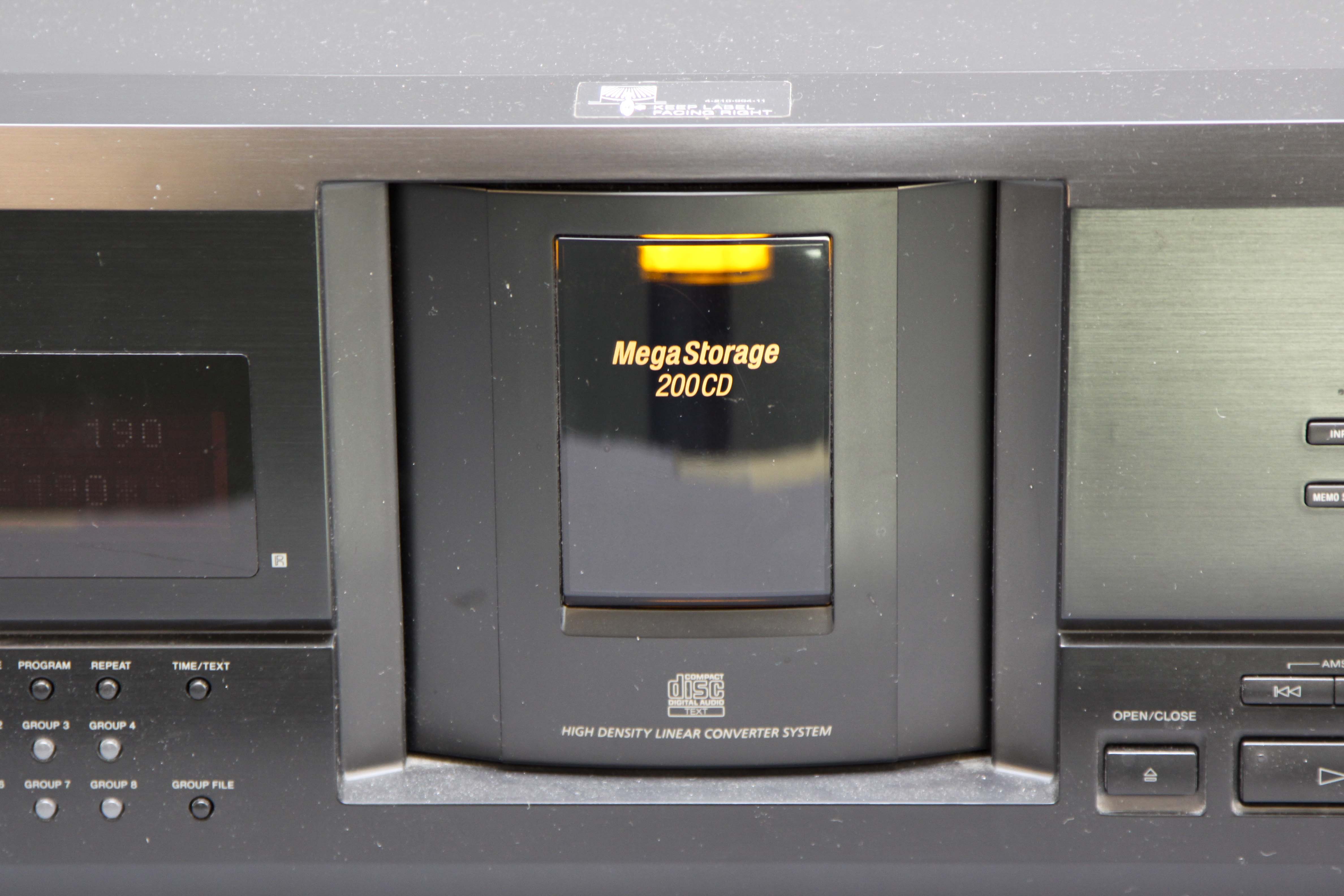 Sony MegaStorage 200-Disc CD Changer Model CDP-CX235