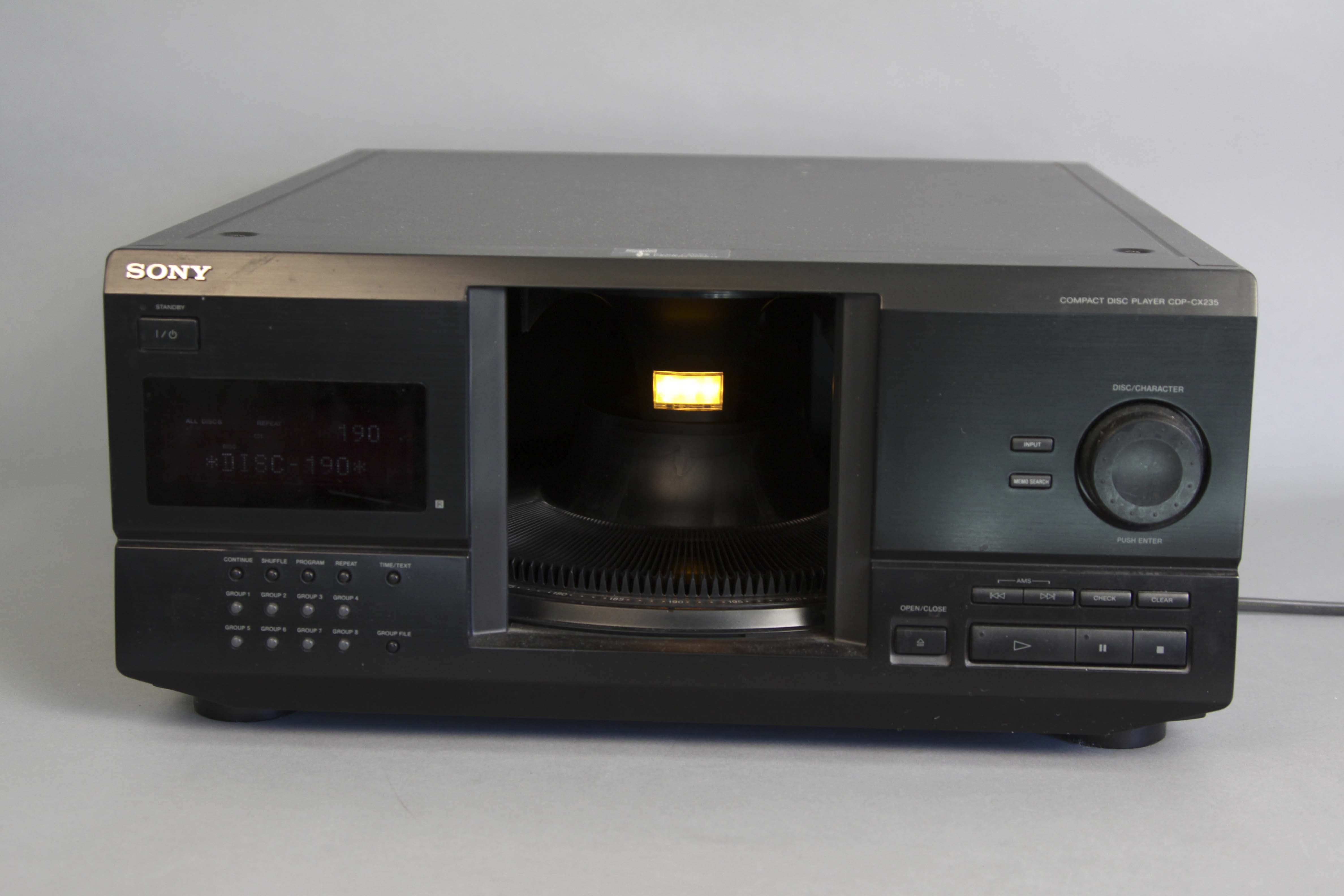 Sony MegaStorage 200-Disc CD Changer Model CDP-CX235