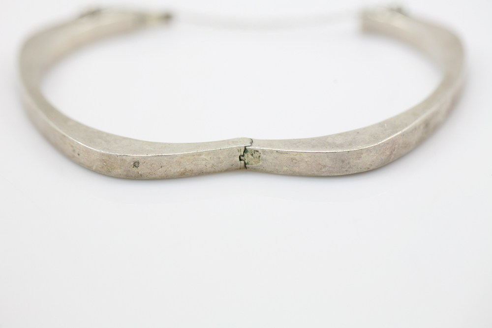 Vintage Sterling Silver Bangle Bracelet
