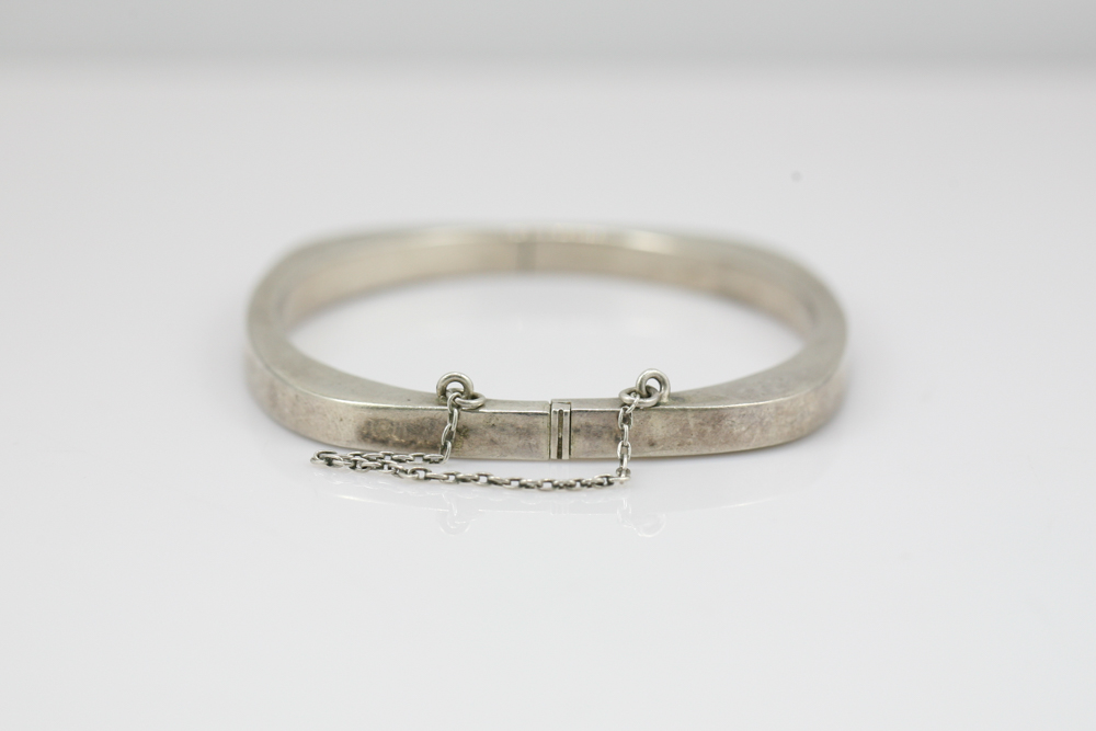Vintage Sterling Silver Bangle Bracelet