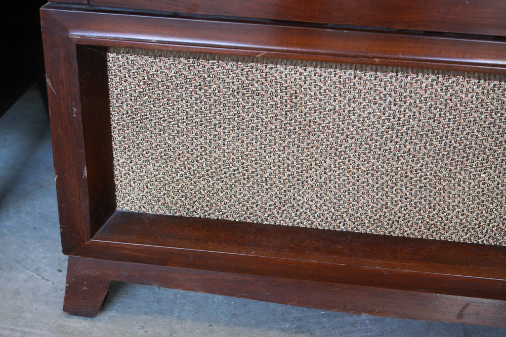 1950s RCA Victor CRT TV Console with Record Player