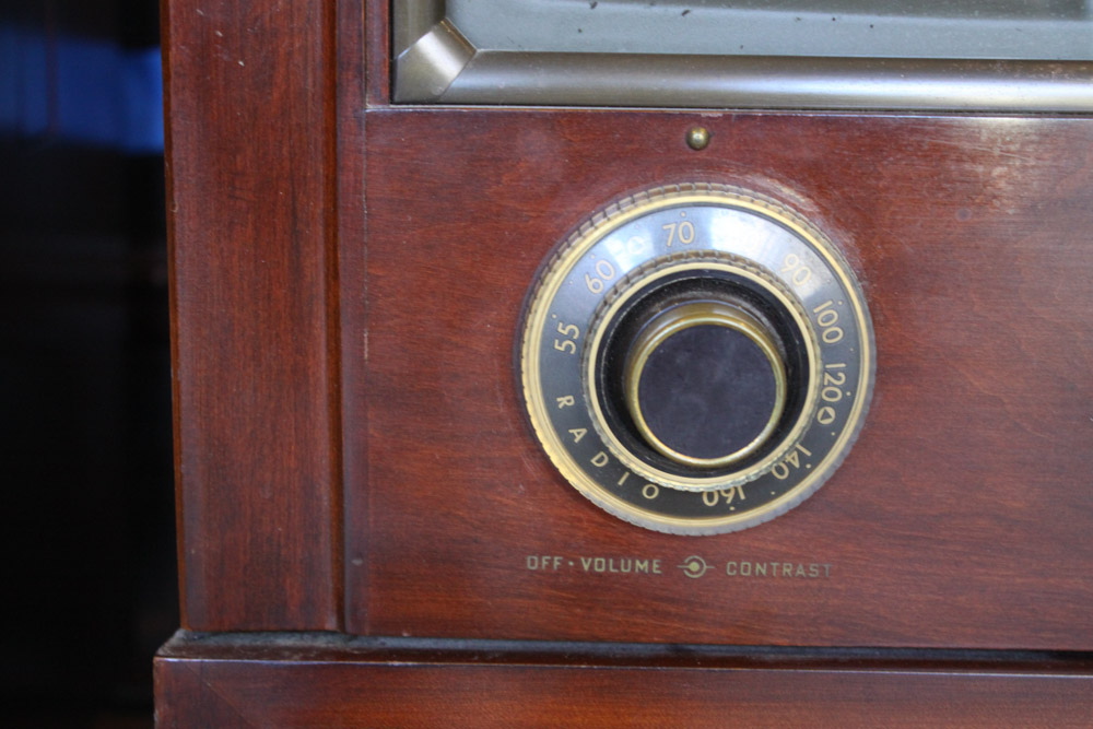 1950s RCA Victor CRT TV Console with Record Player