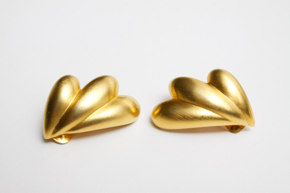 Dresser Set with Gold Tone Costume Jewelry