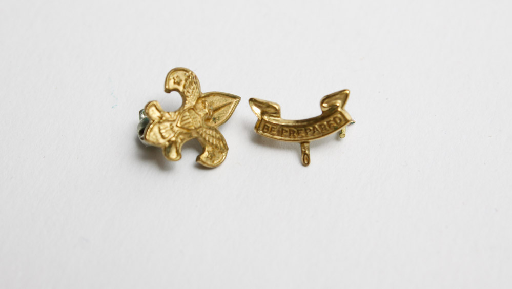 Dresser Set with Gold Tone Costume Jewelry