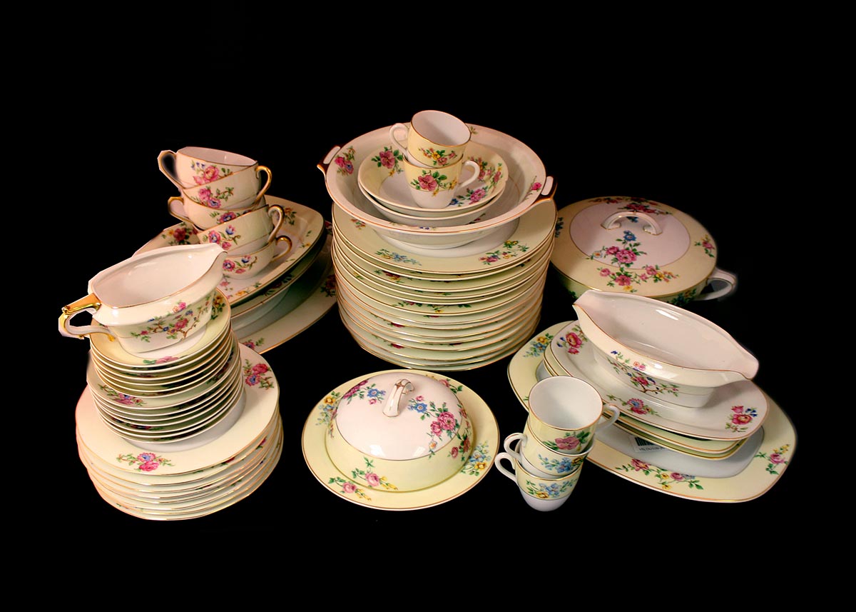 Rare Vintage Patterns Thun Czechoslovakia China