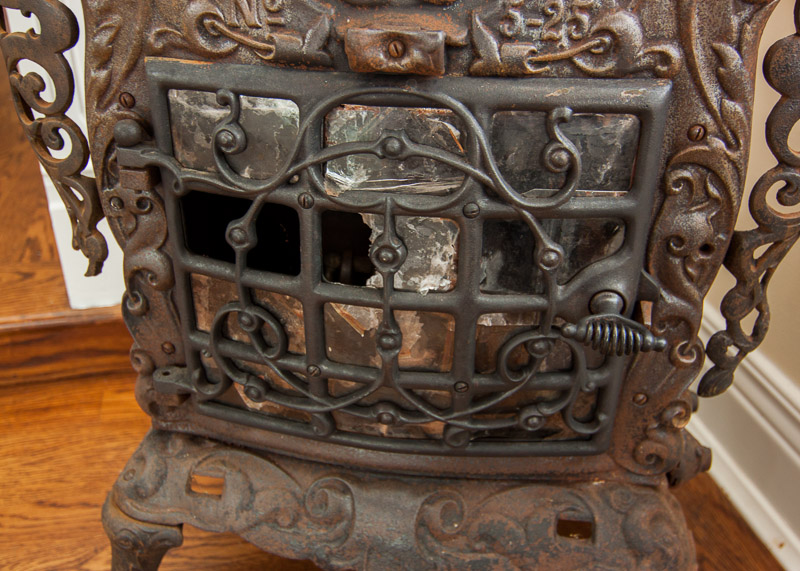 Antique Quad Manufacturing Gas Heater