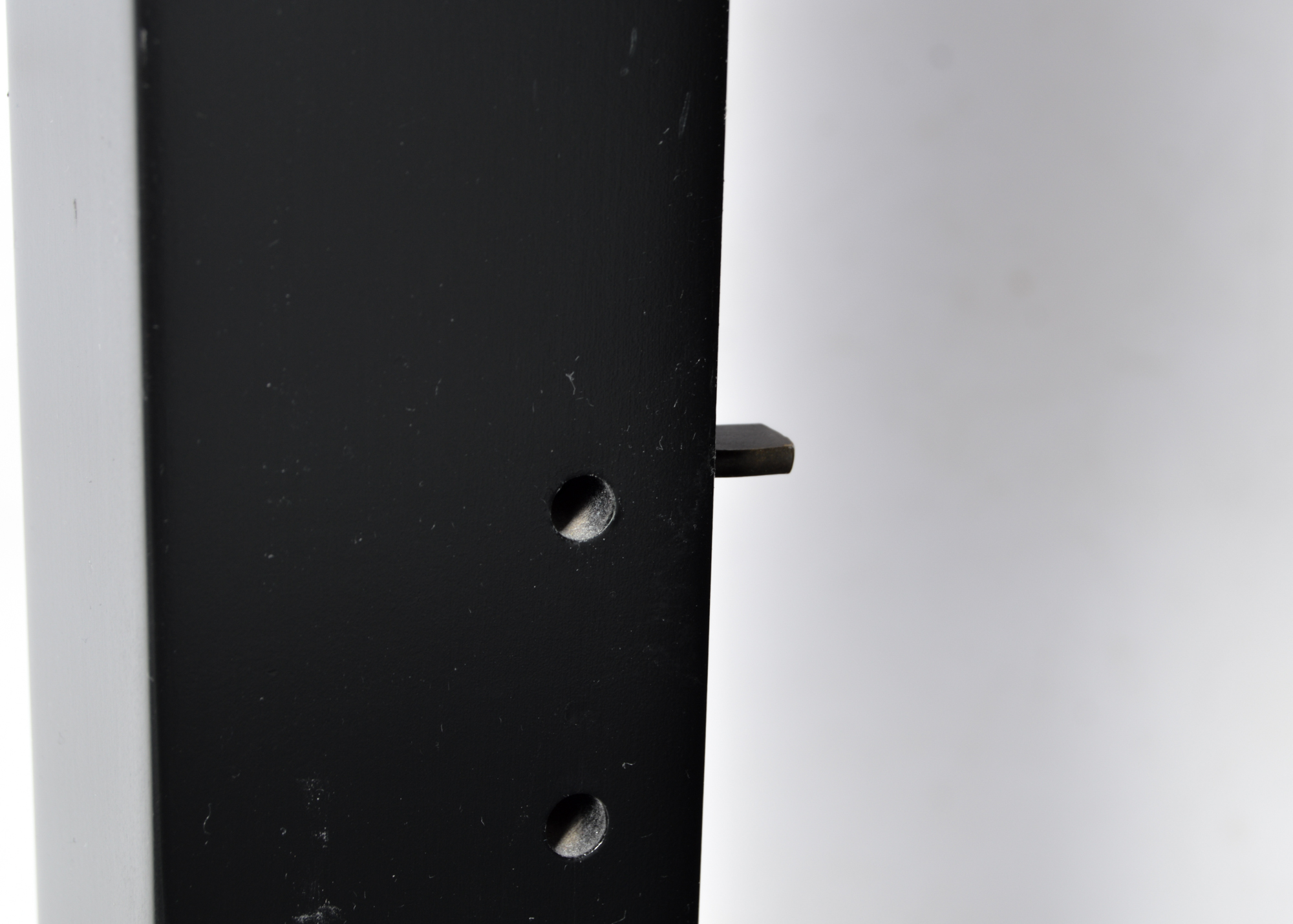 Round Shaker-Style Drop Leaf Table