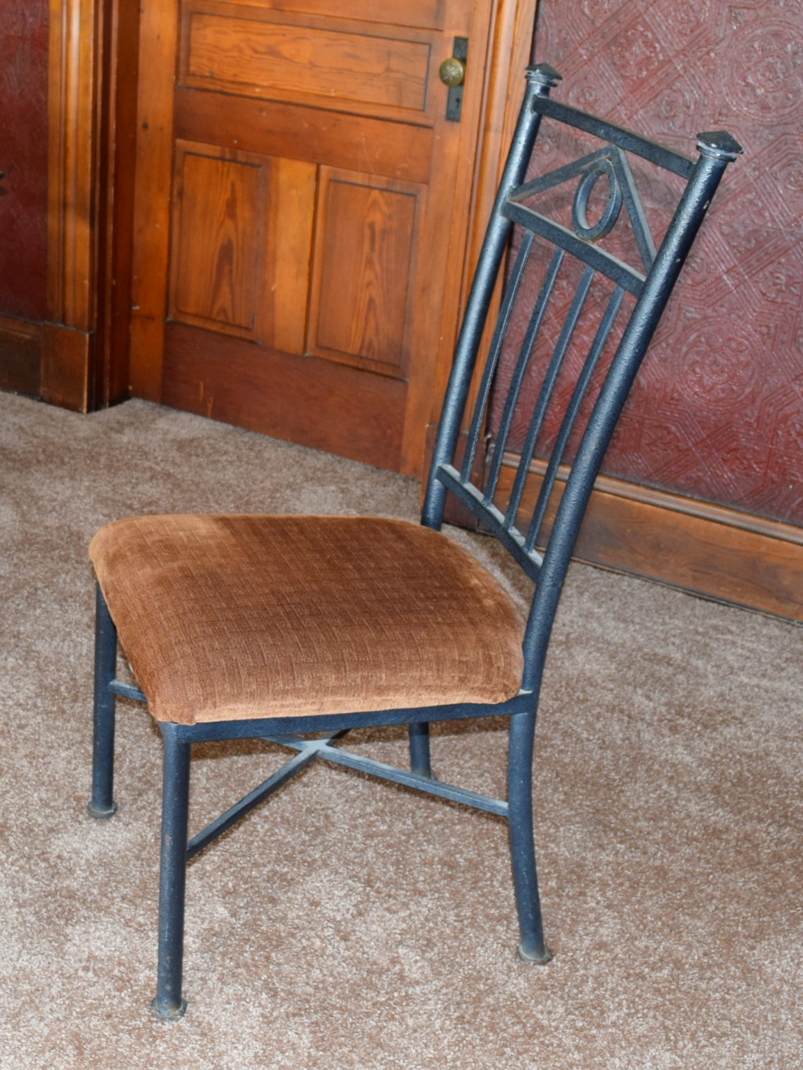 Glasstop Iron Table with Four Chairs