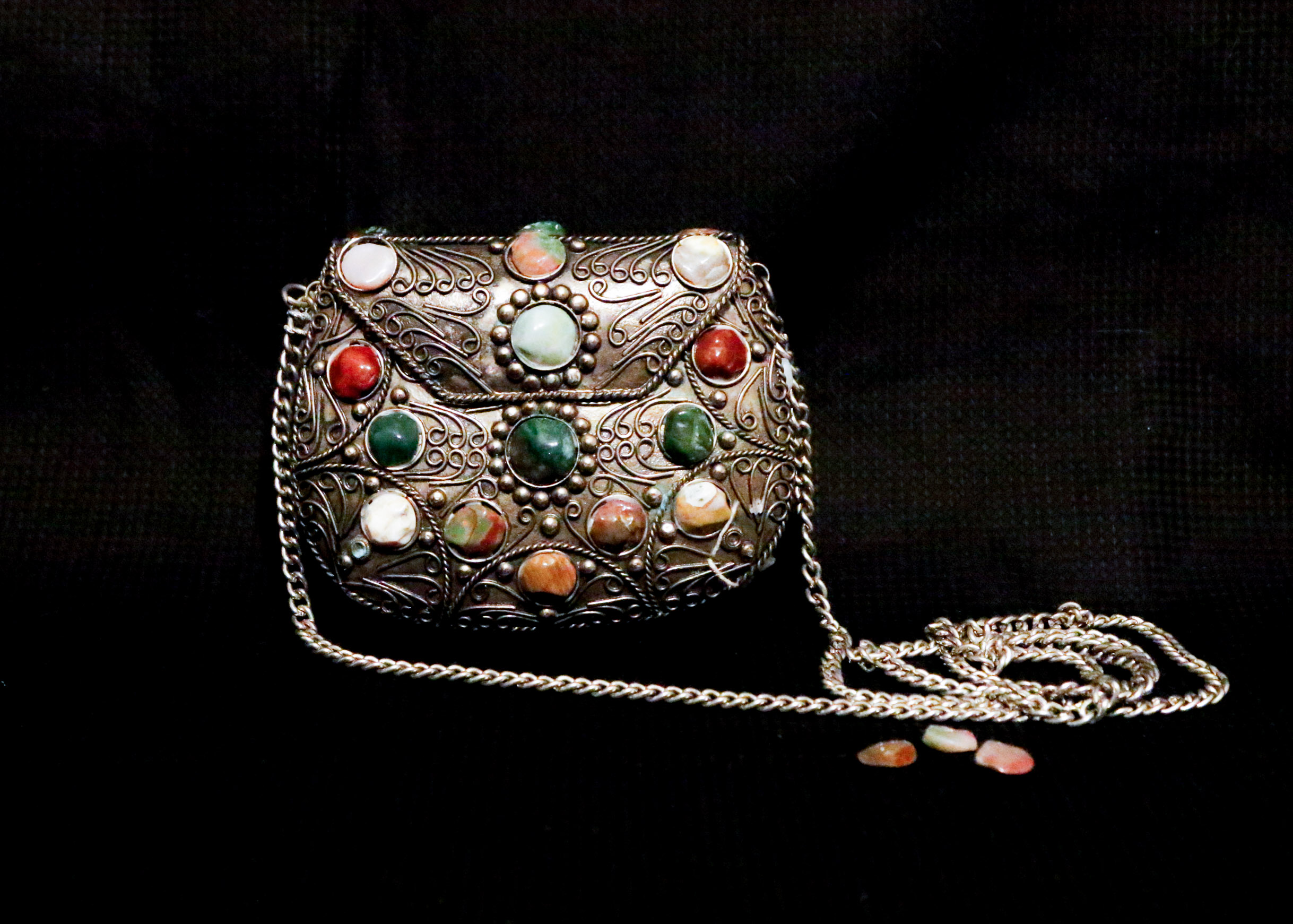 Sajai Multi-Stone Minaudiere