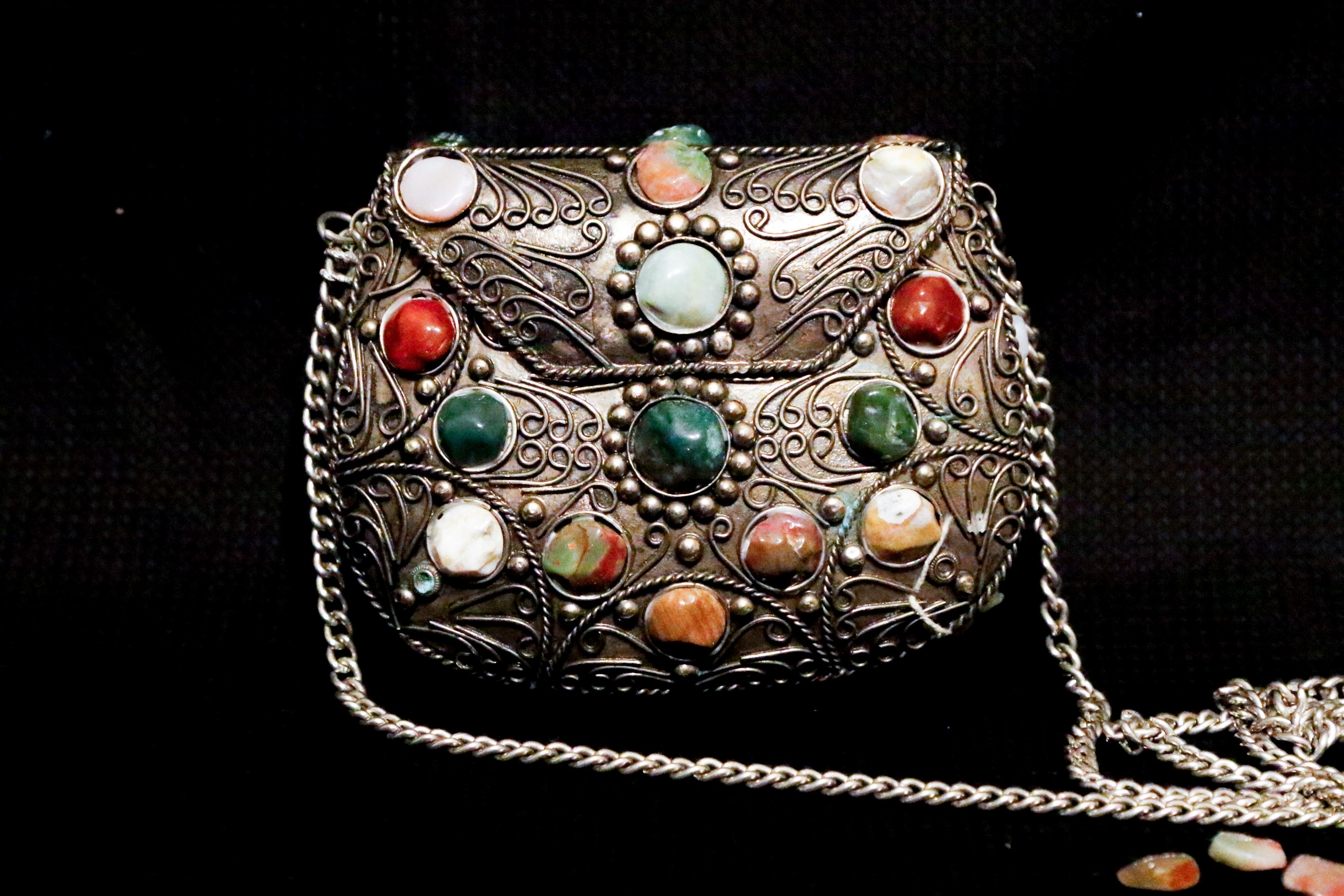 Sajai Multi-Stone Minaudiere