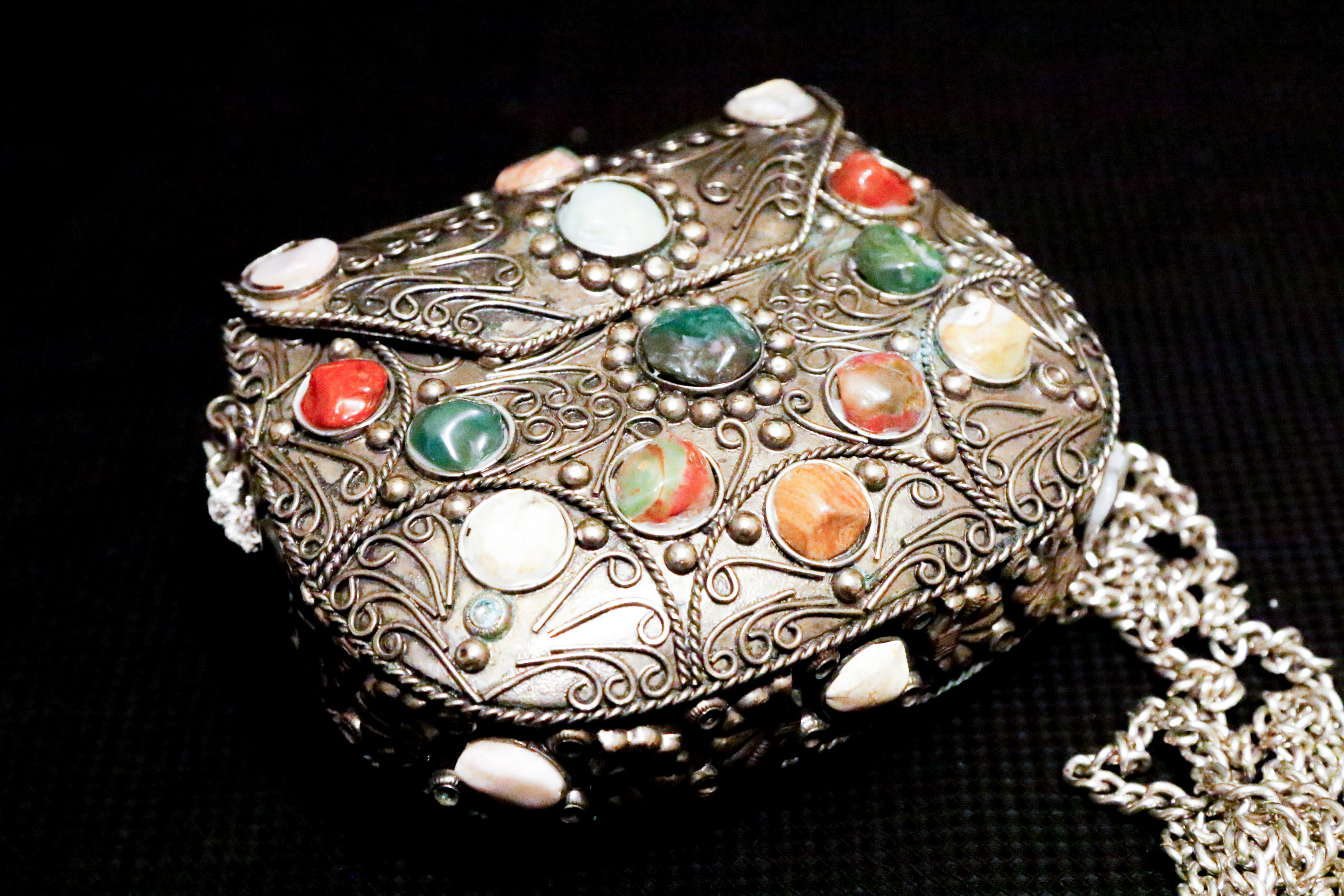 Sajai Multi-Stone Minaudiere