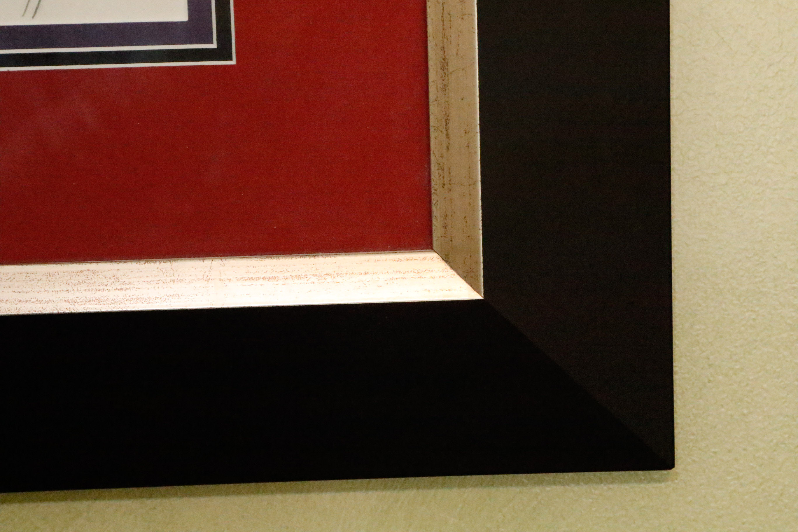 "Le Vase Gien" by Linda Le Kinff