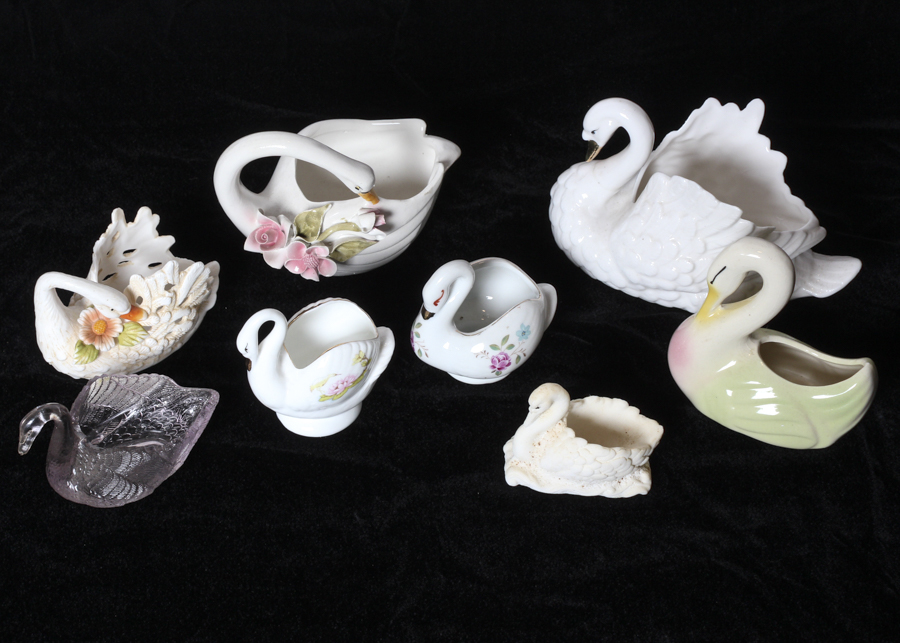 Grouping of Swan Decorative Figurines
